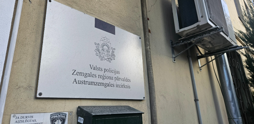 Jēkabpils pusē Valsts policijai saspringta nedēļas nogale – avārijas, dzērājšoferi un vandālisms