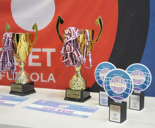 Jēkabpils jaunie volejbolisti kļūst par čempioniem