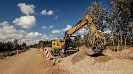 Autoceļa būvdarbi no Zasas līdz Mazslatei