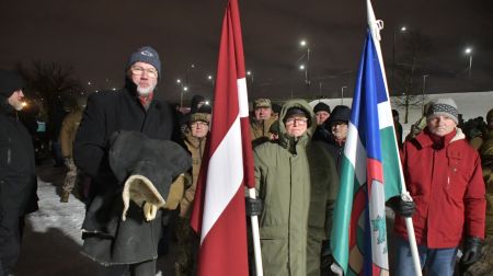 Jēkabpilieši kuplā skaitā piedalās barikāžu atceres pasākumā Rīgā