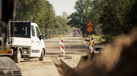 Autoceļa būvdarbi no Zasas līdz Mazslatei