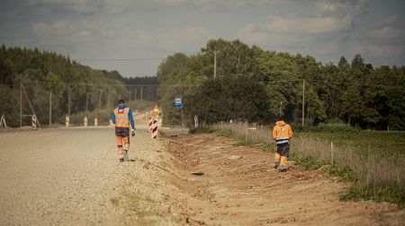 Autoceļa būvdarbi no Zasas līdz Mazslatei