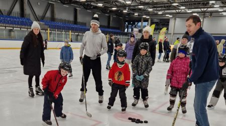 Sportiskajā ģimeņu izaicinājumā startē 14 komandas