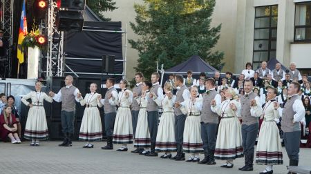 Latvijas un Lietuvas Dziesmu un deju svētku jubilejām veltīts atskaņu koncerts “AIDAI – ATBALSIS”