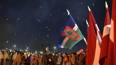 Jēkabpilieši piedalās barikāžu atceres pasākumā Zaķusalā