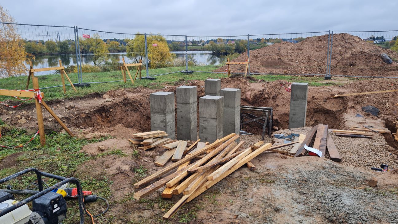 Jēkabpils Mežaparkā top putnu vērošanas tornis