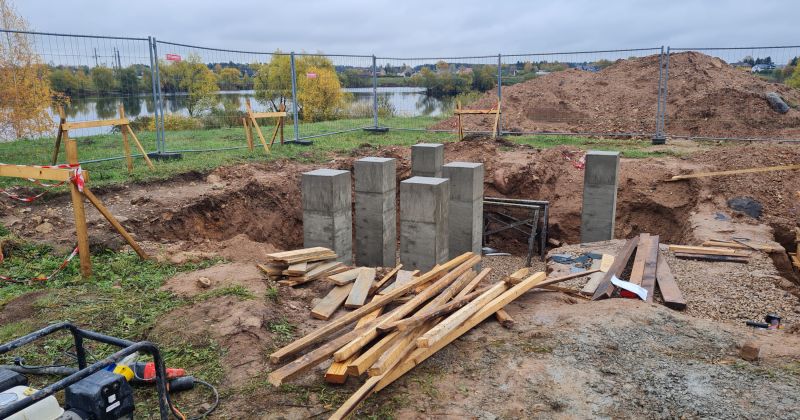 Jēkabpils Mežaparkā top putnu vērošanas tornis