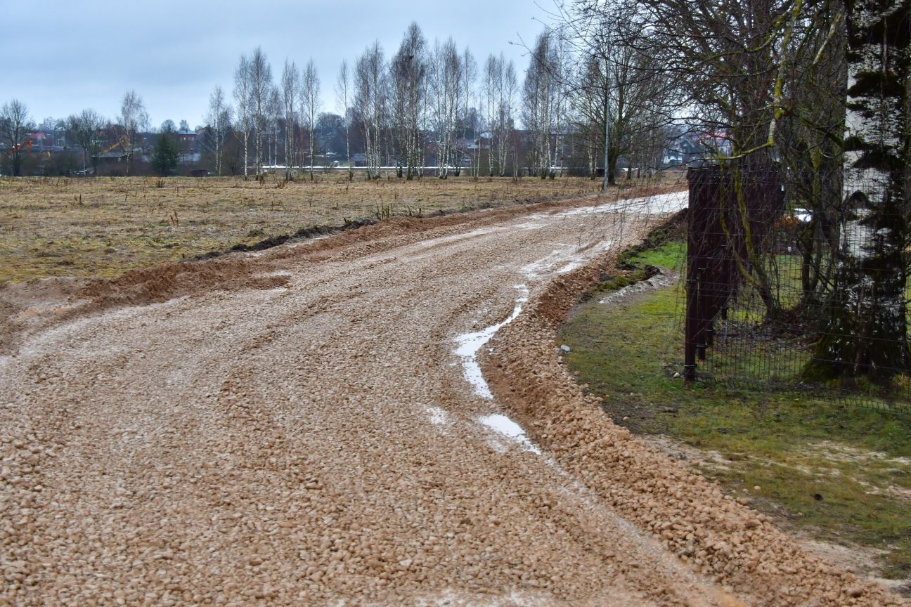 Vārpu ielā piebērta frakcionēta šķemba