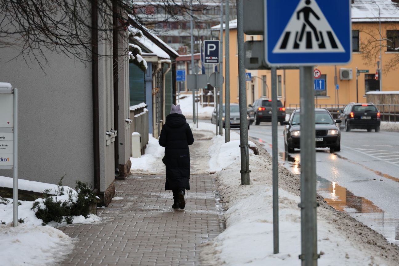 Iedzīvotājus aicina būt uzmanīgiem atkalas laikā