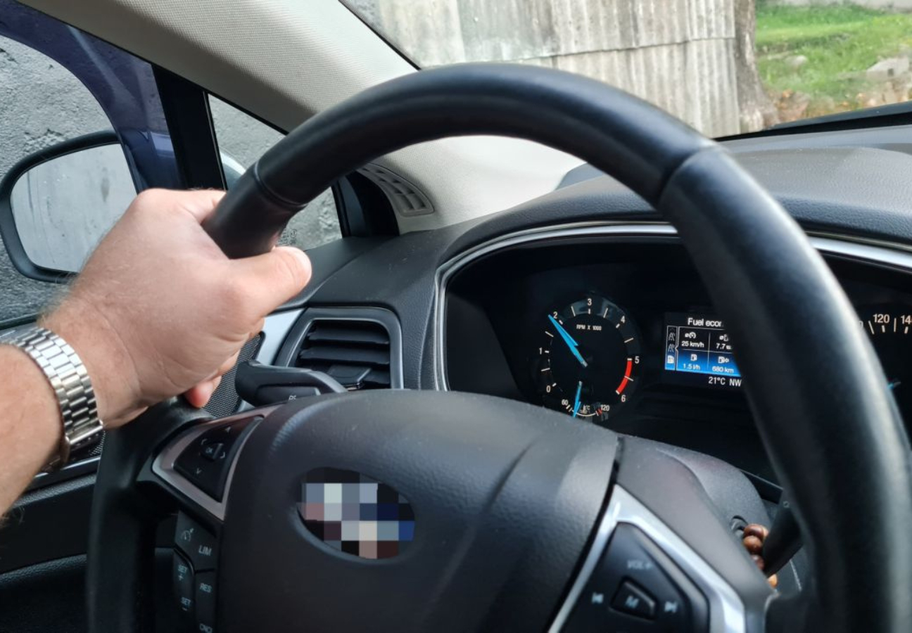 Jēkabpilī pieķer šoferi, kas brauc vadīšanas tiesību aizlieguma laikā