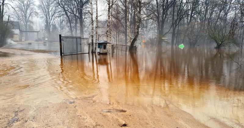 Jēkabpils novadā turpinās plūdi, izsludināts sarkanais brīdinājums