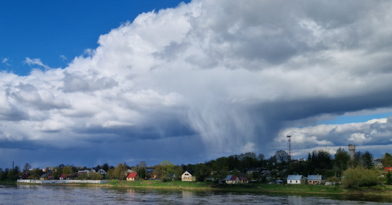 Nelabvēlīgu laikapstākļu dēļ ievērojami kāpsies ūdens līmenis Daugavā