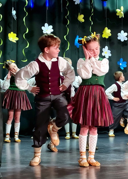 Jēkabpils novada bērnu deju kolektīvi sadancojas Biržos