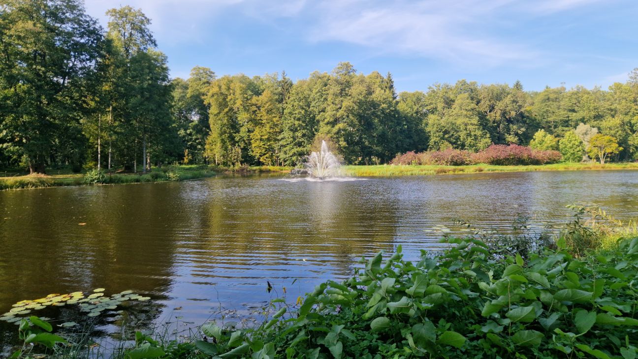 Zasas muižas parks kļuvis vēl pievilcīgāks apmeklētājiem