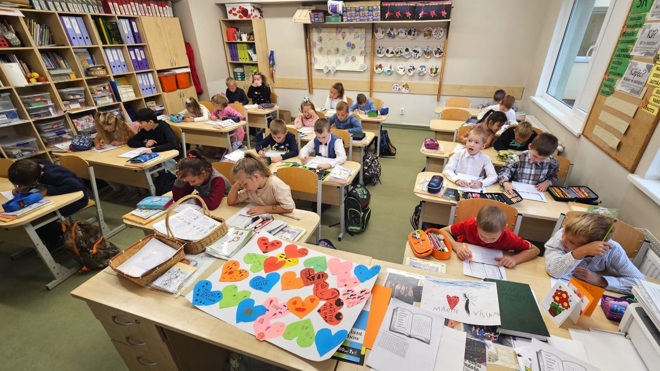 Jēkabpils 3. vidusskolas skolēni iejūtas skolotāju lomā