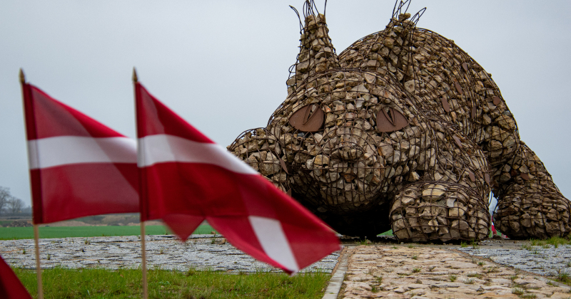 Sveicam Latvijas Republikas proklamēšanas 106. gadadienā!