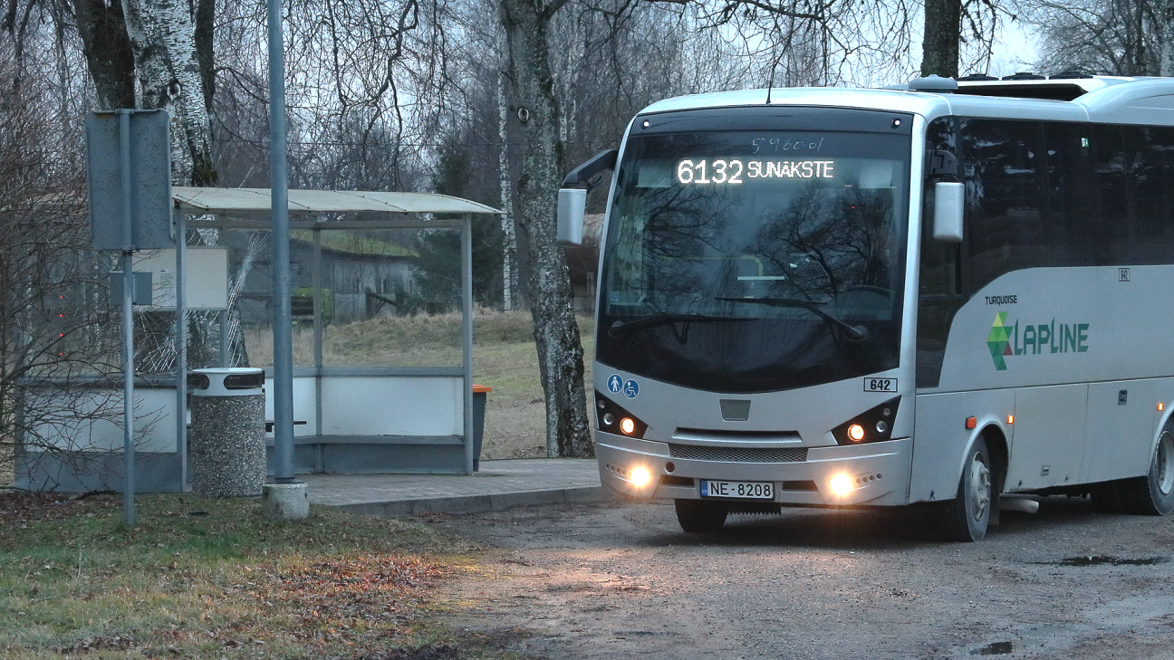 Sunākstieši sašutuši – slēdz autobusu reisu uz novada centru